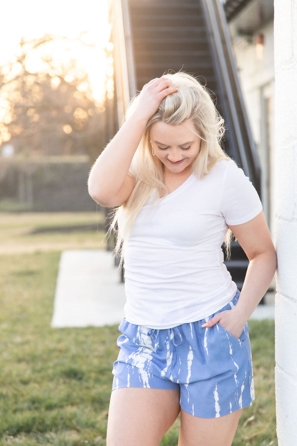 Women's chic blue tie-dye lounge shorts for spring and summer